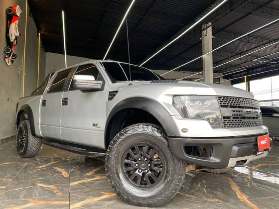 FORD F-150 6.2 SVT RAPTOR 4X4 CD V8 24V GASOLINA 4P AUTOMÁTICO FORD F-150 6.2 SVT RAPTOR 4X4 CD V8 24V GASOLINA 4P AUTOMÁTICO